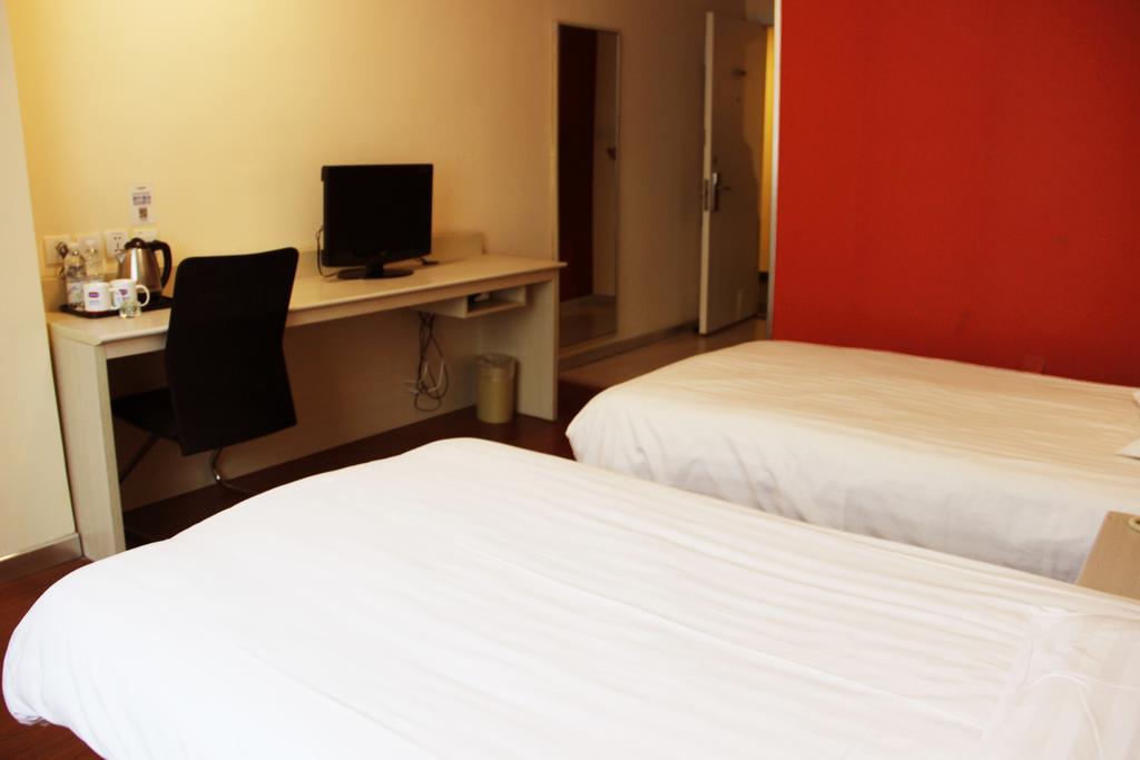 Hanting Express Shenyang Longemont Square Zimmer foto
